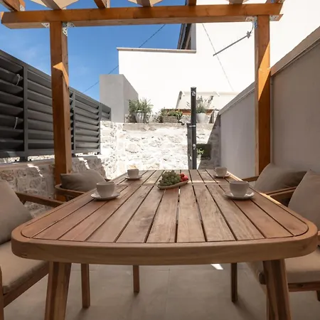 House Blazov Dvor With Jacuzzi * Zaton (Zadar)