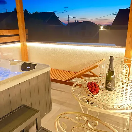 Ferienhaus House Blazov Dvor With Jacuzzi Zaton (Zadar)